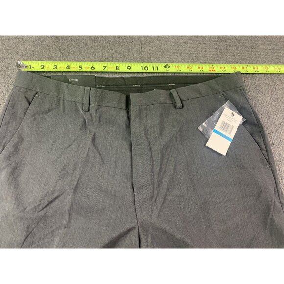 CALVIN KLEIN Mens Flat Front Regular Straight Dress Pants Size 36x30 Gray NWT - Picture 2 of 8